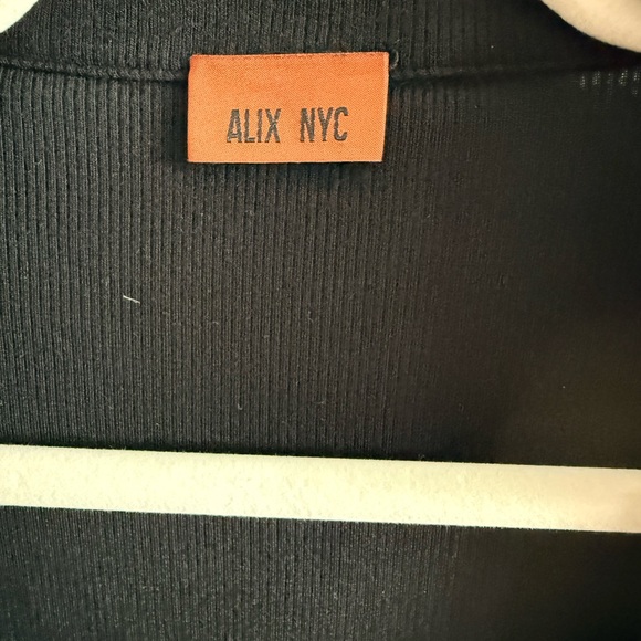 Alix NYC Monterey Bodysuit in Black
ALIX NYC - Small - Picture 3 of 4